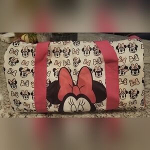 Disney Minnie Mouse Pink and Black Duffel Bag.  EUC